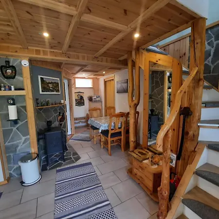 別荘 Fjordgaestehaus Innfjorden
